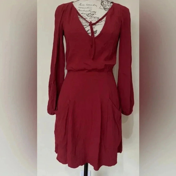 Reformation long sleeve dress size 2 - Picture 2 of 14